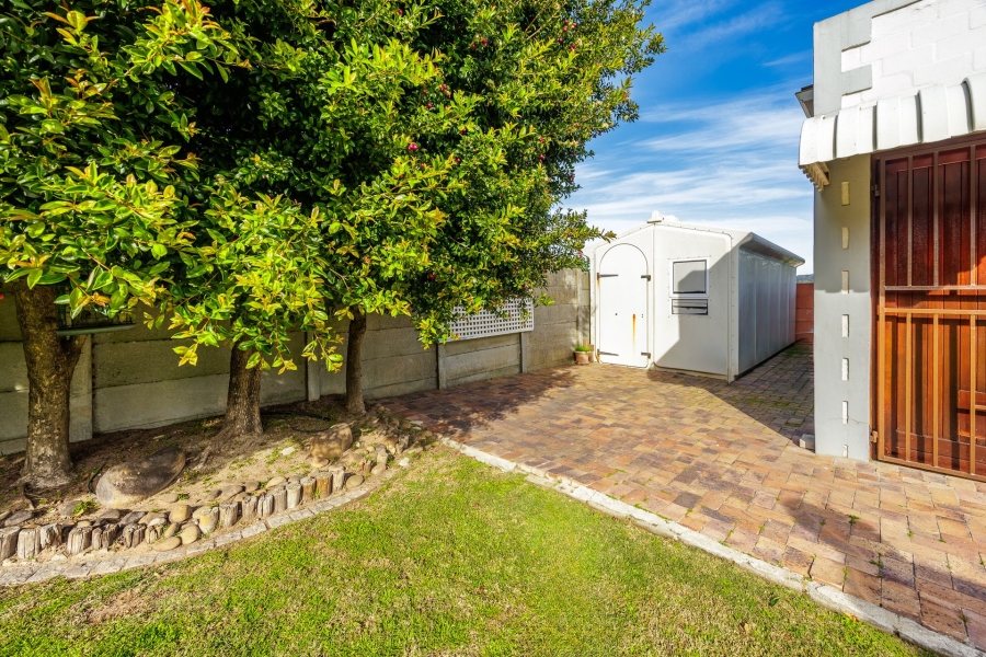 3 Bedroom Property for Sale in Goedemoed Western Cape